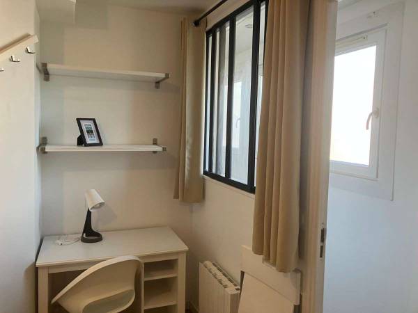 Colocation / Appartement 6 pièces de 72 m², Bondy, Rue Jean Jaurés / Photo 2