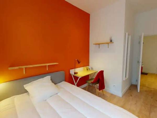 Colocation / Appartement 6 pièces de 114 m², Lille, Rue de Brigode / Photo 2