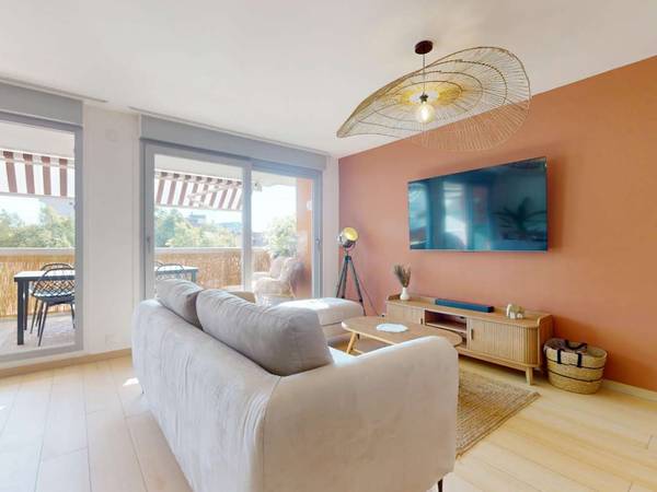 Colocation / Appartement 5 pièces de 105 m², Annemasse, Place Jean Deffaugt / Photo 2