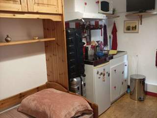 Chambre chez l'habitant / Maison 5 pièces de 12 m², Savigny-le-Temple, Cour de la Fontaine Rabutin