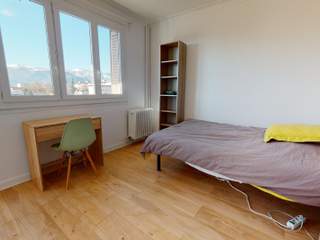 Colocation / Appartement 5 pièces de 66 m², Saint-Martin-d'Hères, Avenue Jules Vallès