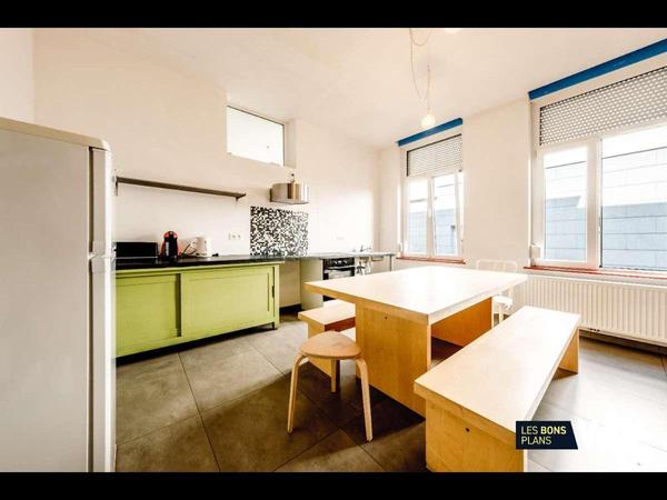 Chambre pour étudiant / Maison 10 pièces de 150 m², Liège, Rue Latour / Photo 2