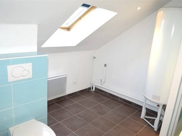 Location / Studio de 19 m², Troyes, 162 Avenue Pierre Brossolette / Photo 9