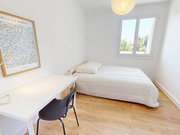 Colocation / Appartement 5 pièces de 89 m², Talence, Rue de Suzon / Photo 2