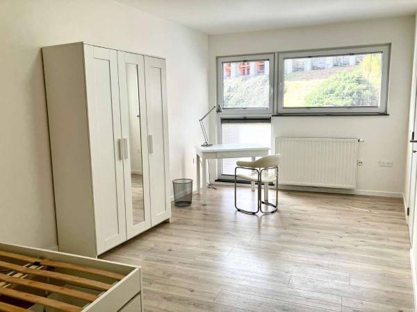 Coliving / Maison 10 pièces de 200 m², Thuin, Rue Saint-Nicaise / Photo 2