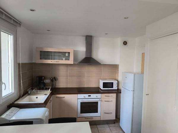 Colocation / Appartement 4 pièces de 65 m², Grenoble, Rue Général Ferrié / Photo 2