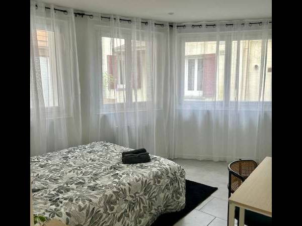 Rental / 4-bedroom flat · 77 m², Rouen, Route de Lyons la Foret / Photo 2