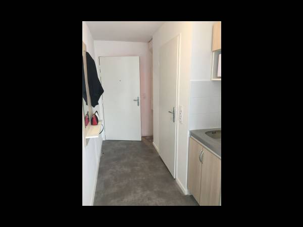 Location / Résidence 1 pièce de 19 m², Loos, 138 Chem. des Postes / Photo 2