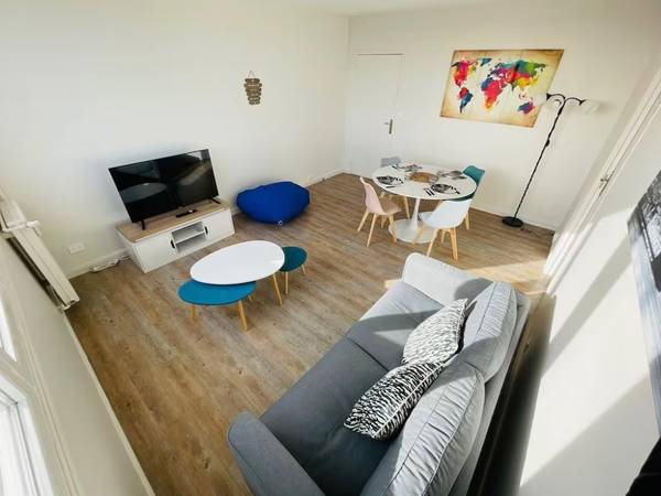 Colocation / Appartement 4 pièces de 80 m², Rouen, Rue Hector Berlioz / Photo 2