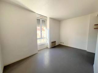 Location / Studio de 23 m², Roanne, 37 Rue Jean Jaures