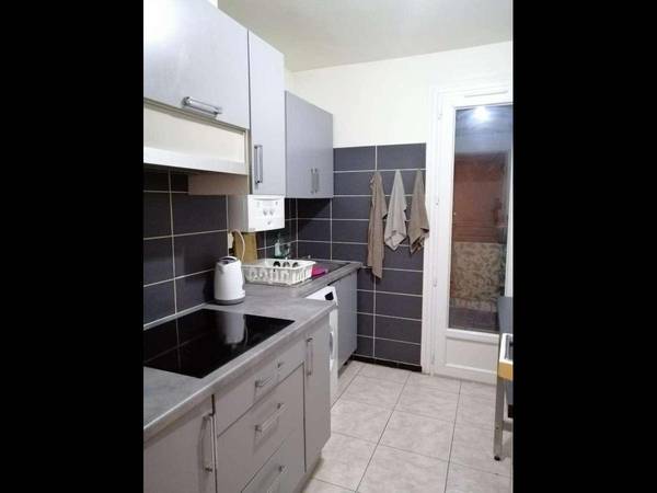 Colocation / Appartement 4 pièces de 72 m², Montpellier, Rue des Poiriers / Photo 2