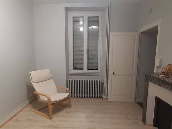Location / Appartement 1 pièce, Bourges / Photo 2