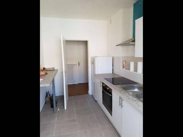 Colocation / Appartement 5 pièces de 92 m², Metz, Rue Haute Seille / Photo 4
