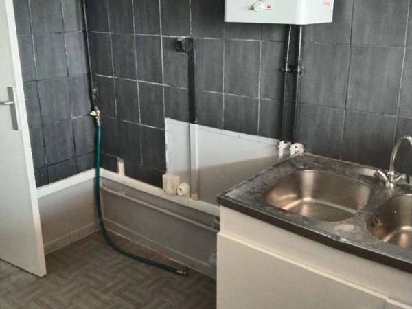 Colocation / Appartement 3 pièces de 56 m², Béziers, Avenue Jean Moulin / Photo 2