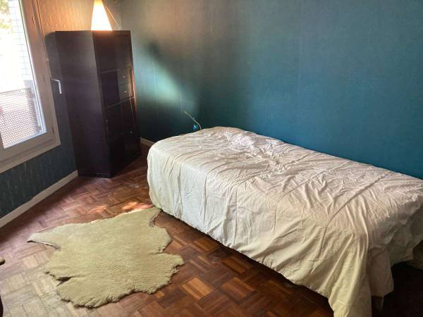 Chambre chez l'habitant / Appartement 4 pièces de 86 m², Paris, Rue Ordener / Photo 2