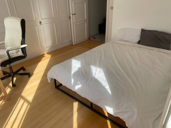 Colocation / Loft/atelier 2 pièces de 90 m², Paris, Boulevard de la Bastille / Photo 2