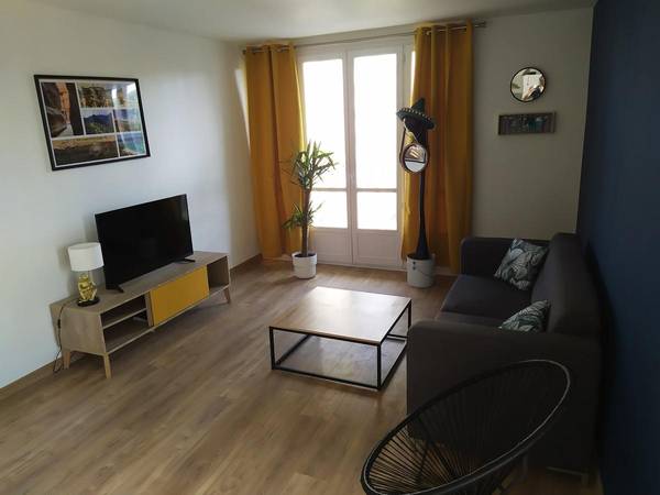 Colocation / Appartement 4 pièces de 75 m², Toulouse, Rue Maria Mombiola / Photo 2