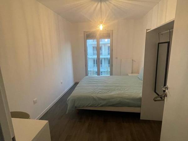 Colocation / Appartement 5 pièces de 99 m², Cergy, All Fleurie / Photo 2