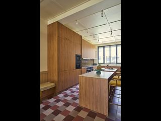 Coliving space / 10-bedroom house · 250 m², Villejuif, Allée des Fleurs