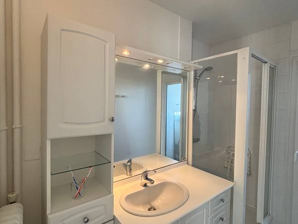 Location / Appartement 4 pièces de 63 m², Saint-Jacques-de-la-Lande, Rue de la Pilate / Photo 5