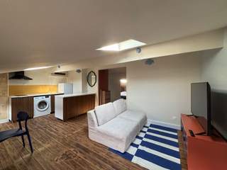 Location / Appartement 3 pièces de 51 m², Bordeaux, Rue Montfaucon