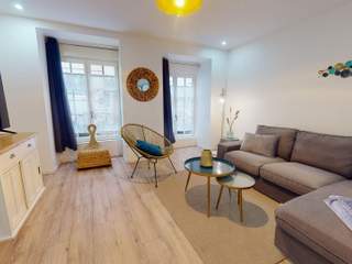 Location / Appartement 4 pièces de 88 m², Saint-Étienne, Rue Jules Ledin