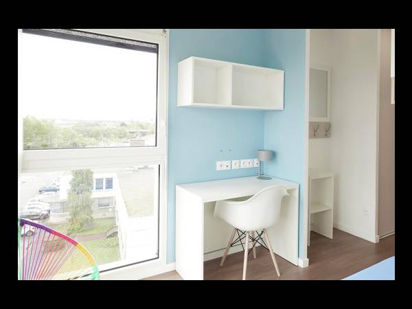 Location / Résidence 1 pièce de 18 m², Massy, 11 Rue Galvani / Photo 2