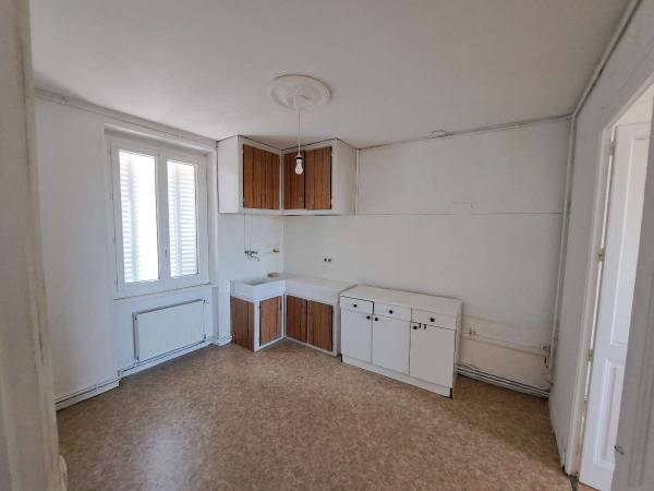 Colocation / Appartement 3 pièces de 53 m², Limoges, Rue Armand Dutreix / Photo 2
