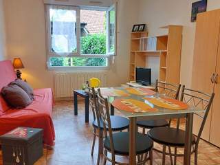 Location / Studio, Metz
