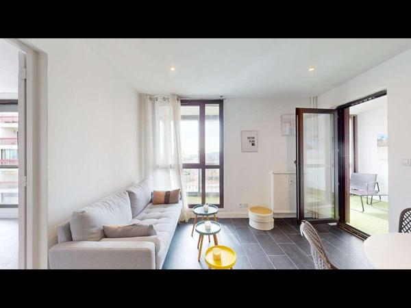 Colocation / Appartement 5 pièces de 90 m², Toulouse, Rue de l'Ukraine / Photo 2
