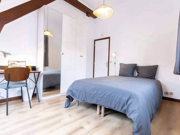 Coliving / Maison 10 pièces de 285 m², Sèvres, Rue Auguste Rodin / Photo 3