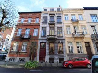Flatsharing / 10-bedroom house · 366 m², Bruxelles, Rue Philippe le Bon