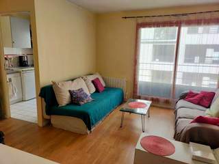 Room share, 3 rooms apartment, Nantes