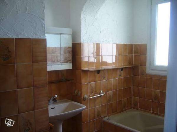 Colocation / Maison 5 pièces de 79 m², Eybens, Rue René Descartes / Photo 2
