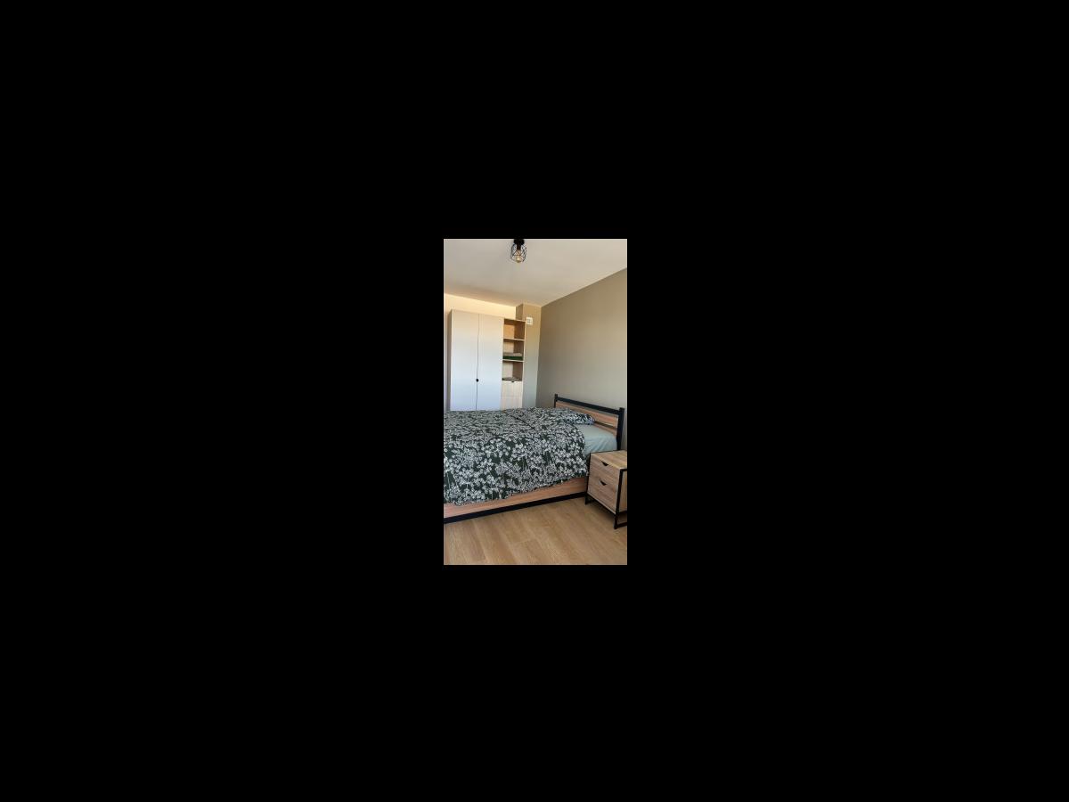 Appartement 5 pièces de 84 m² à Noisy-le-Grand | Colocation | 795€/mois photo 9