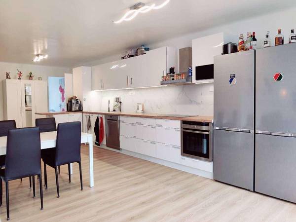 Colocation / Appartement 5 pièces de 100 m², Marseille, Boulevard Sakakini / Photo 2