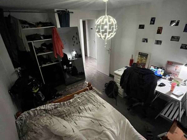 Colocation / Appartement 4 pièces de 63 m², Grenoble, Rue Dupleix / Photo 2