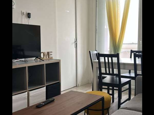 Colocation / Appartement 7 pièces de 100 m², Talence, Rue de Suzon / Photo 2