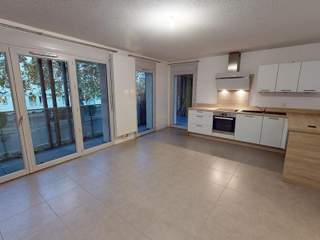 Location / Appartement 3 pièces de 60 m², Grenoble, Rue Charles Rivail