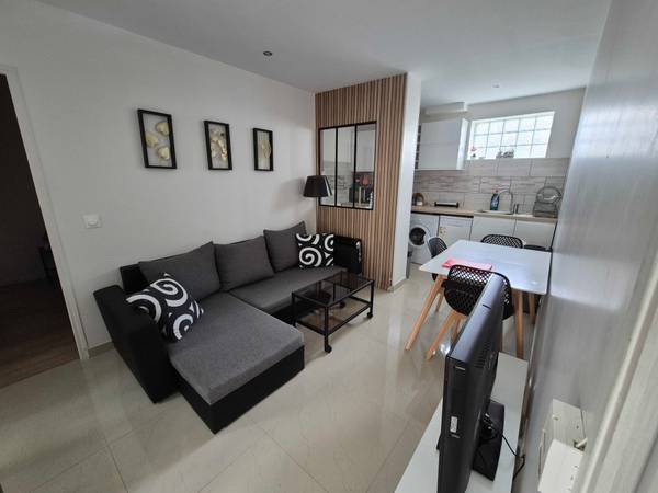 Location / Maison 3 pièces de 47 m², Pierrefitte-sur-Seine, Rue Gabriel / Photo 2
