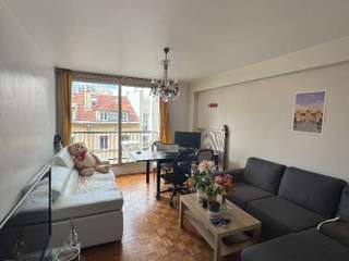 Sublet / 3-bedroom flat · 55 m², Paris, Rue de la Croix Nivert