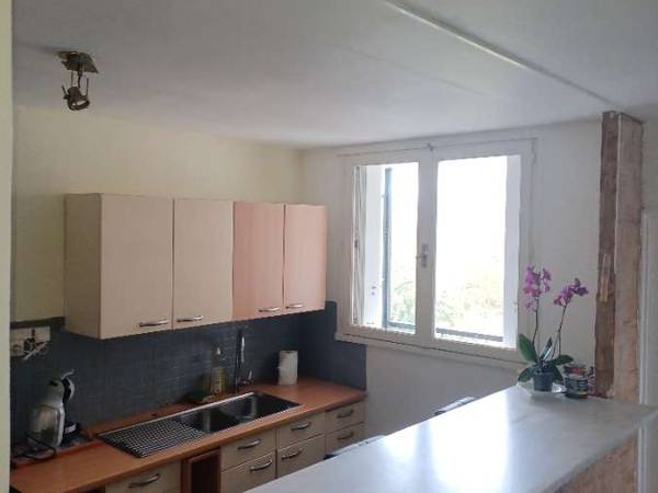 Chambre chez l'habitant / Appartement 5 pièces de 78 m², Saint-Brieuc, Rue de Liège / Photo 2