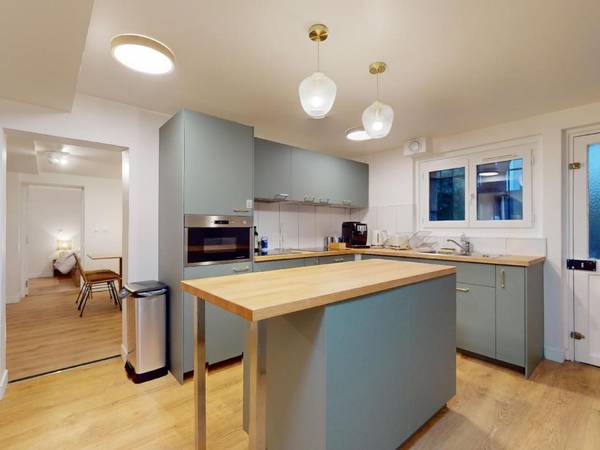 Colocation / Appartement 1 pièce de 201 m², Clamart, 26 Rue de la Porte de Trivaux, / Photo 2