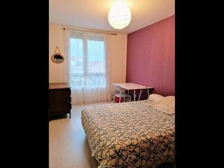 Flatsharing / Flat, Roanne