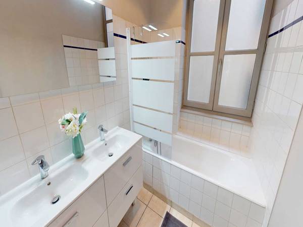 Colocation / Appartement 7 pièces de 150 m², Lyon, Rue du Président Édouard Herriot / Photo 15
