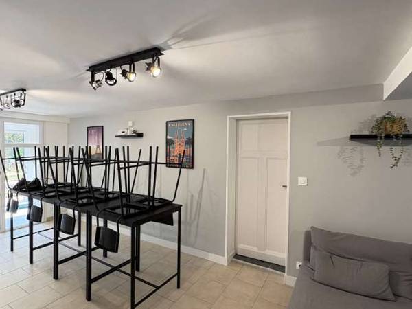 Coliving / Maison 10 pièces de 210 m², Pessac, Avenue de Gradignan / Photo 2