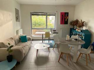 Subarrendamento / 5 rooms building · 110 m², Paris, Rue Cesaria Évora