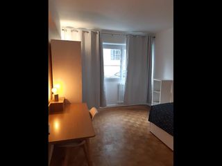 Colocation / Appartement 4 pièces de 77 m², Bagneux, Avenue Henri Barbusse