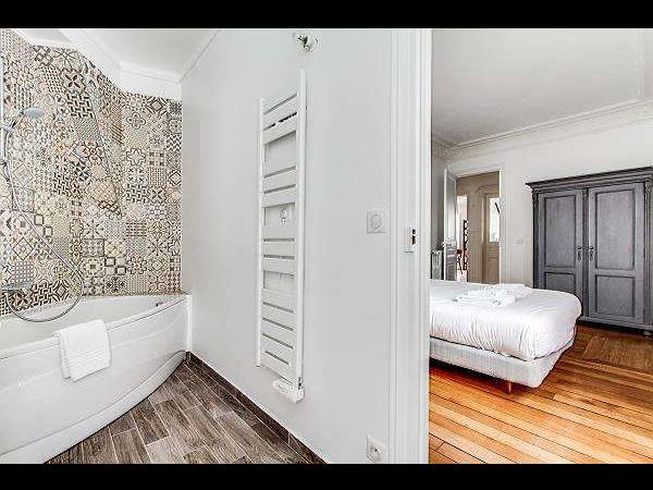 Colocation / Appartement 3 pièces de 66 m², Paris, Rue Jean-Pierre Timbaud / Photo 5