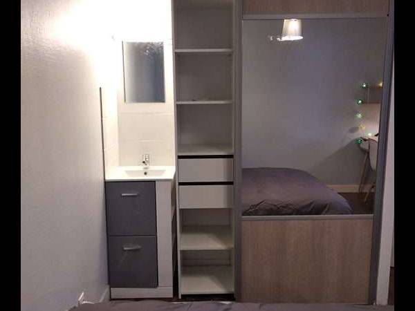 Colocation / Maison 4 pièces de 60 m², Niort, Rue Du 24 Février / Photo 2